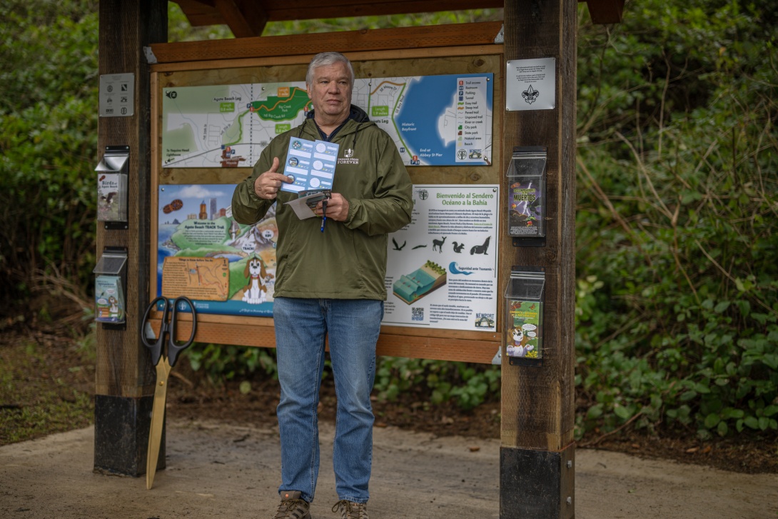 Oregon Parks Forever welcomes visitors to the Agate Beach trail opening