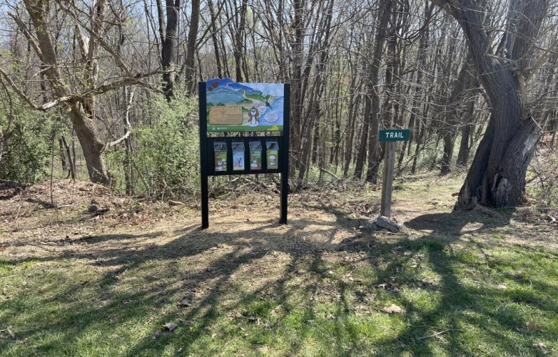 Glen Maury Park TRACK Trail kiosk