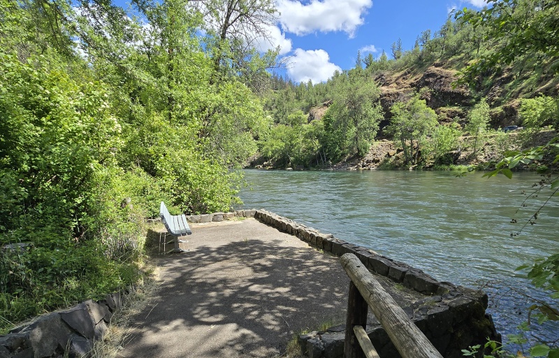 McGregor Park fishing platform on Rogue River