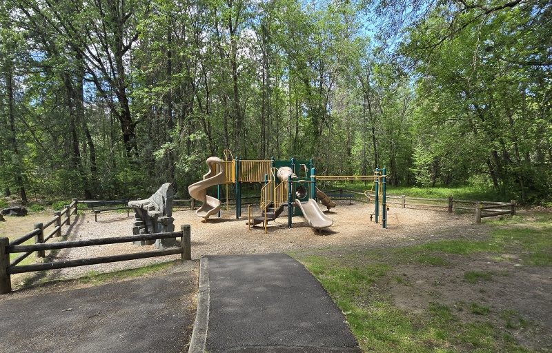 Playground area for kids at McGregor Park
