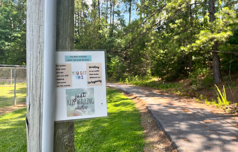 Encouragement along trail
