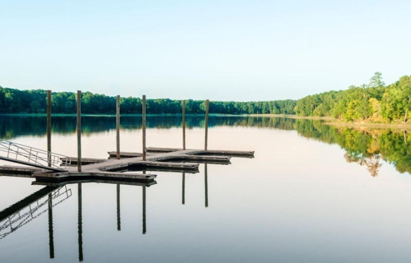 Lake at Hickory Knob