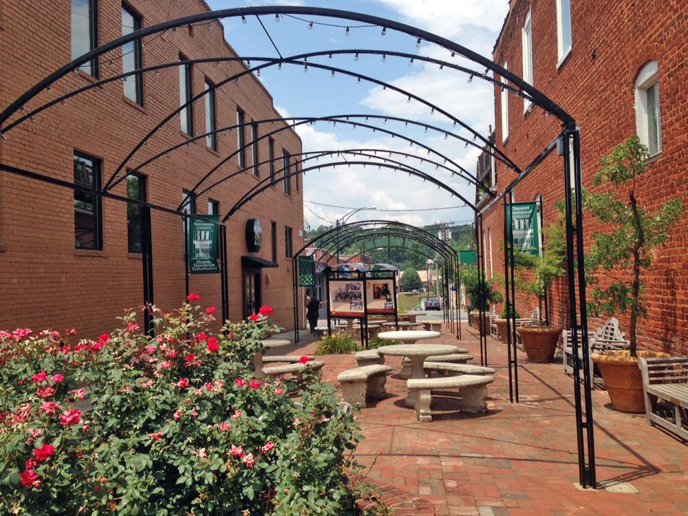 Town of Rutherfordton Historic Main Street Kids in Parks