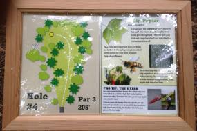 Hole diagram and nature info at tee 3