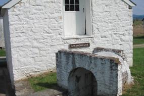 Mumma Farm Springhouse