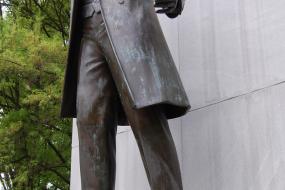 Theodore Roosevelt Statue