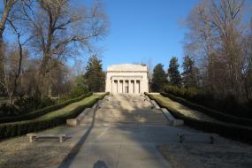 Abraham Lincoln Birthplace Memorial