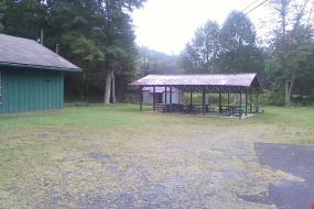 Picnic shelter