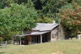 Cabin at the Hutchinson Homestead